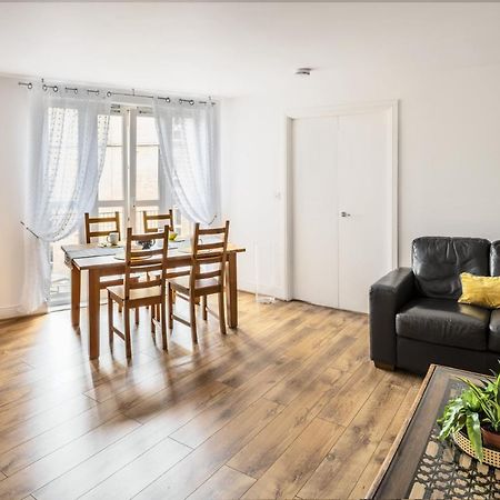Comfortable And Bright Apartment In Tower Bridge Londra Exterior foto