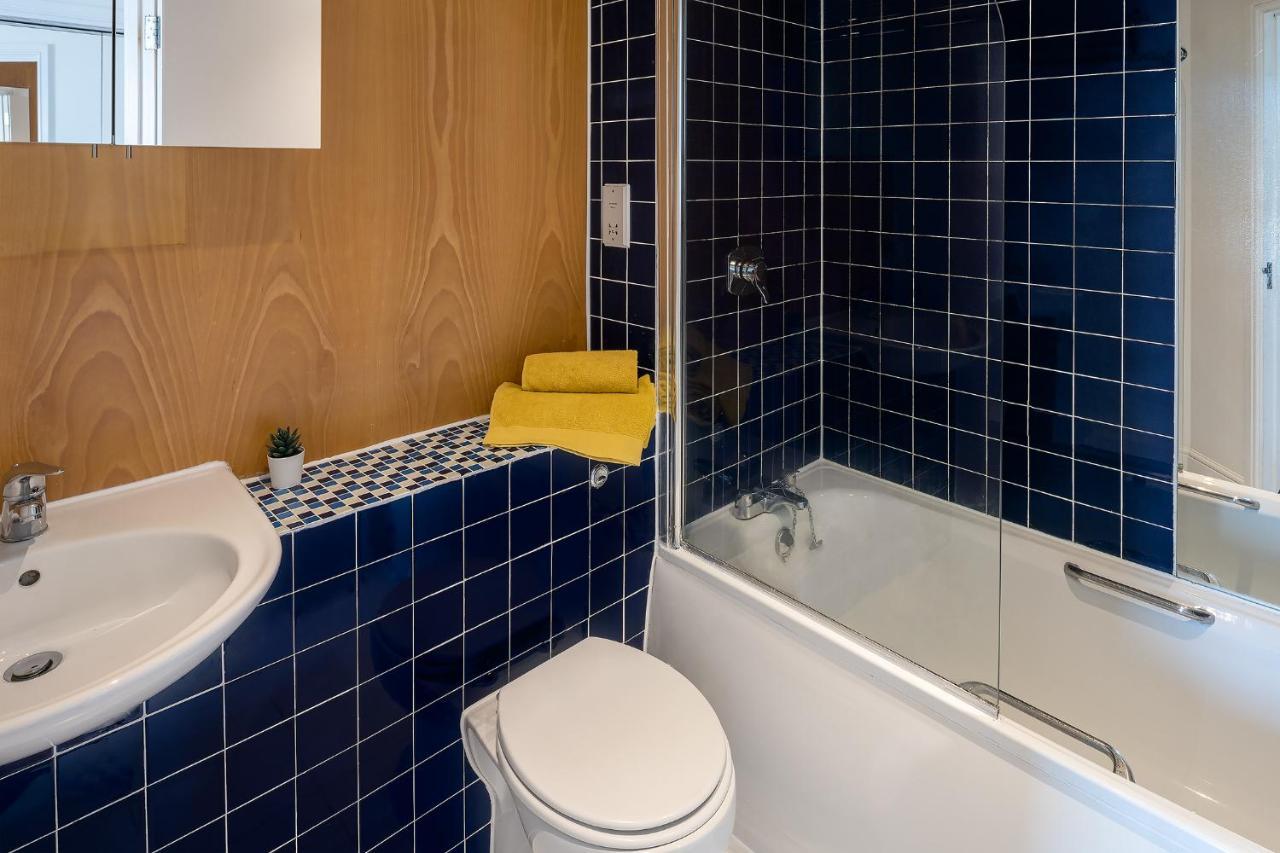 Comfortable And Bright Apartment In Tower Bridge Londra Exterior foto